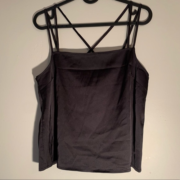Free with purchase!! NWT H&M Black Racerback Double-Strapped Tank - Picture 1 of 6